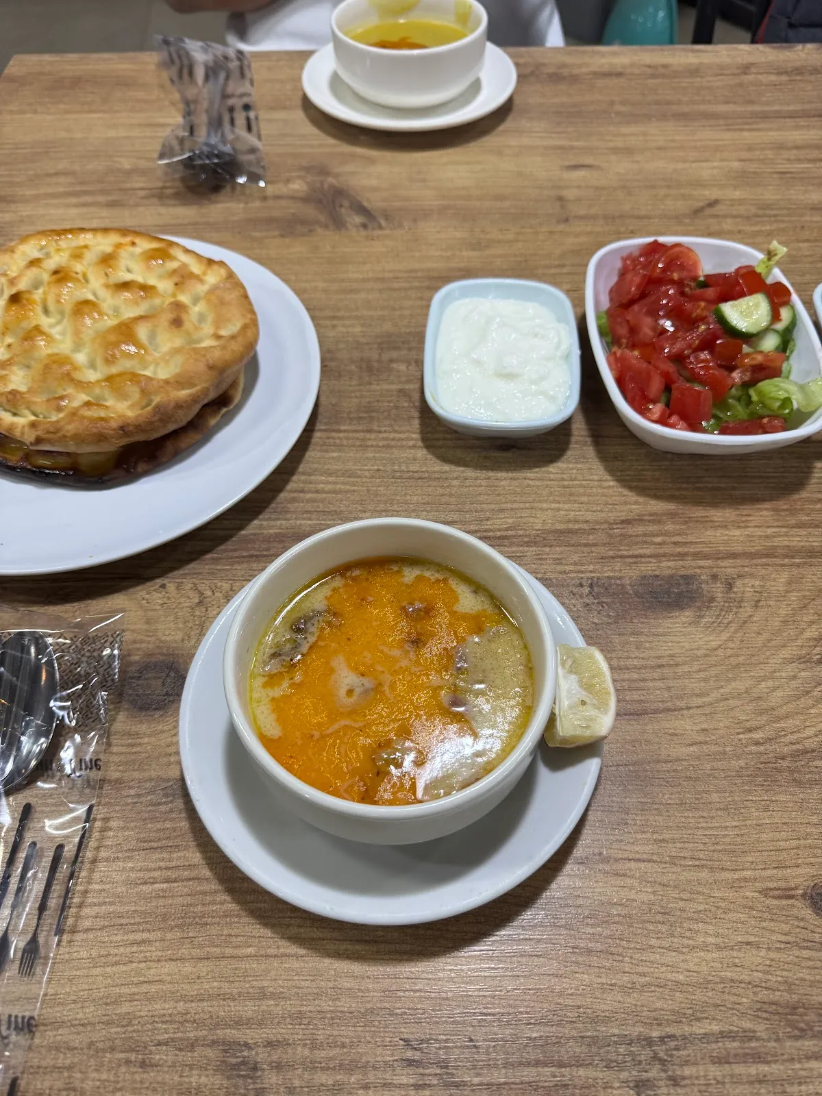 Acıktım Pide Çorba Kebap Salonu - Restaurants Sığacık 3