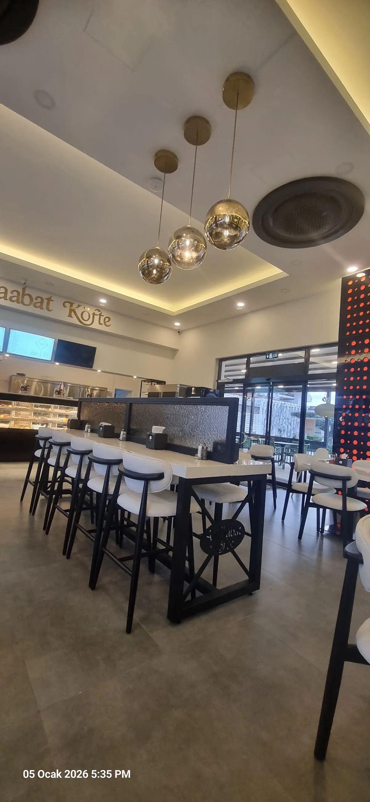 Akçaabat Köfte 1947 - Restaurants Sığacık 3