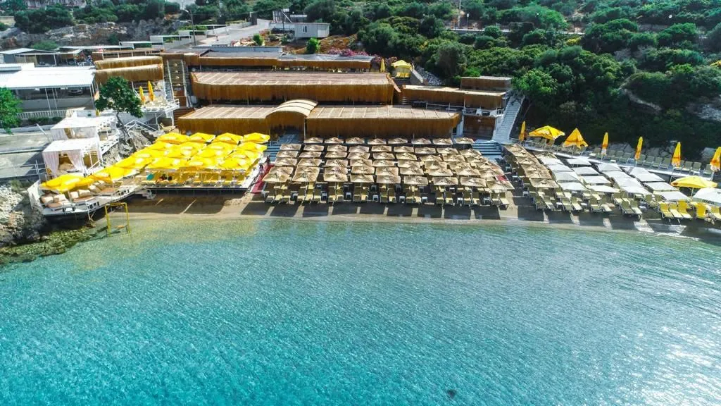 AKKUM BEACH CLUB SIĞACIK - Restaurants Küçük Akkum İşletmesi 3