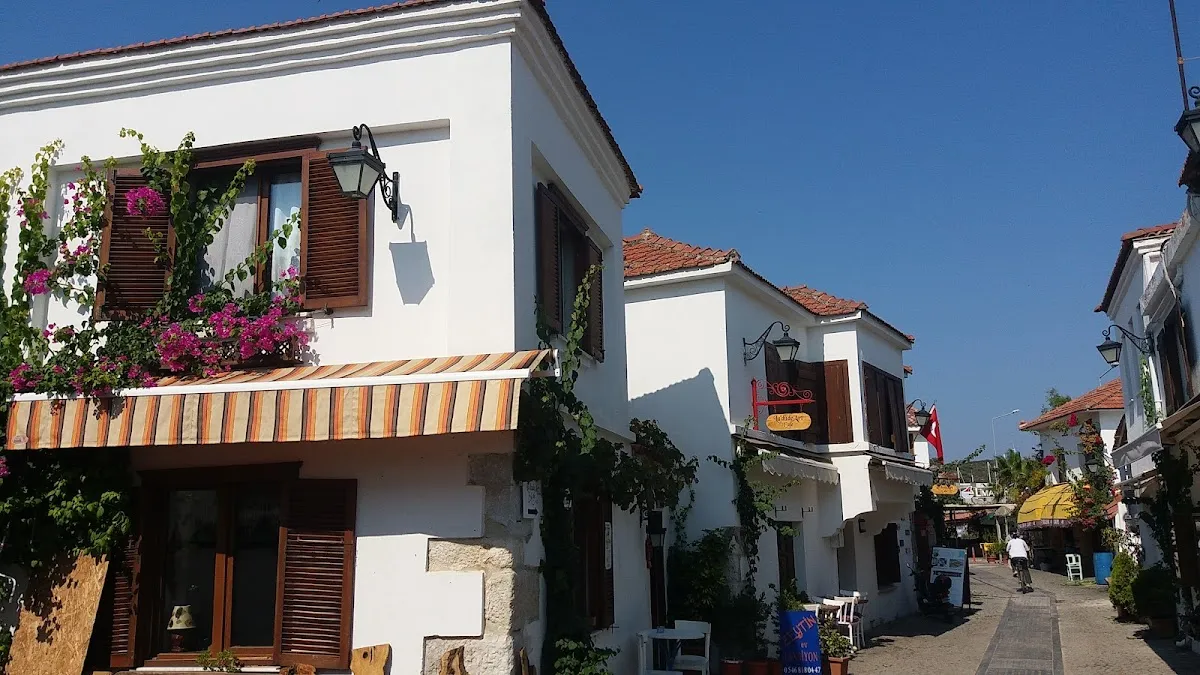 Apellikon Bar - Entertainment Apellikon Bar - Entertainment Sığacık 3