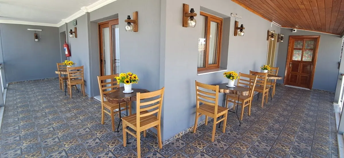 ARMOLA PANSİYON CAFE - Hotels Sığacık 3
