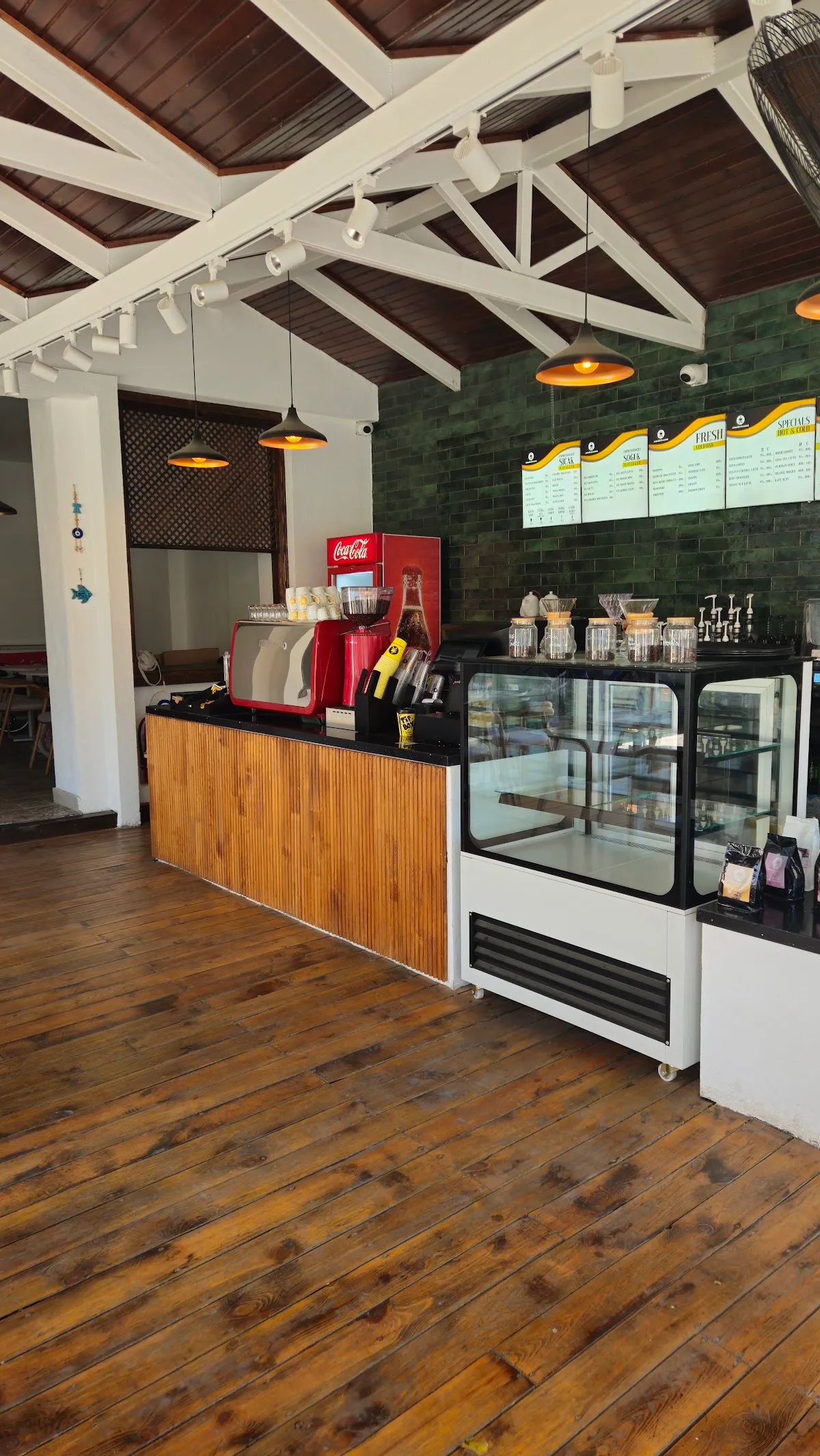 AYAKÜSTÜ KAHVE SIĞACIK - Cafes Sığacık 5