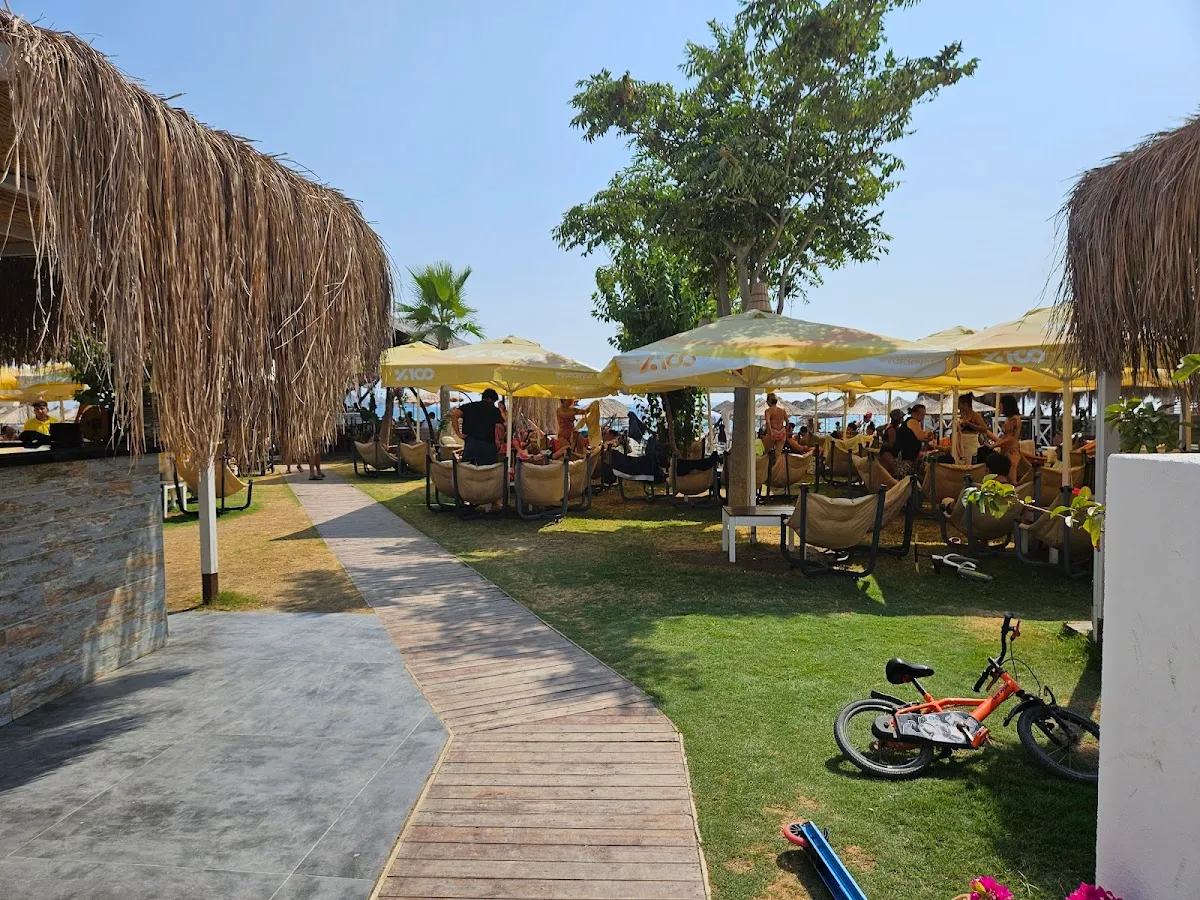 Bongo Beach - Cafes Akarca 5