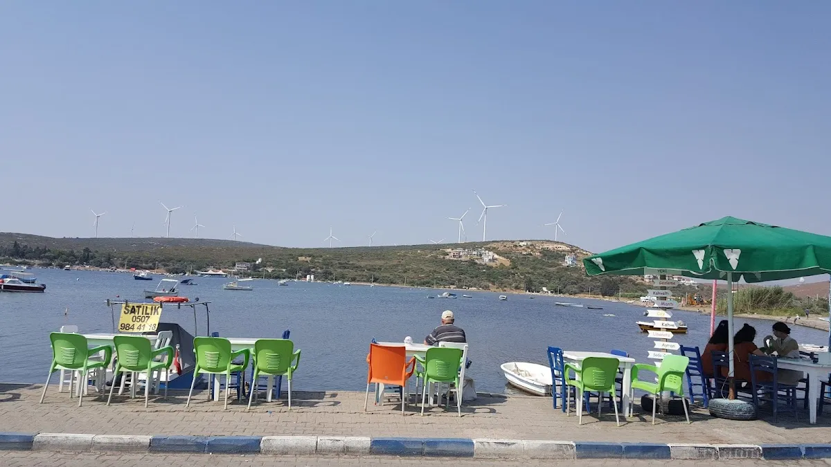 BURÇ RESTAURANT - Restaurants Sığacık 4