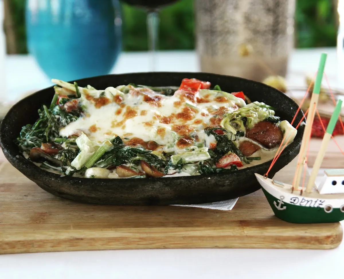 Deniz Restoran - Restaurants Sığacık Mh 2