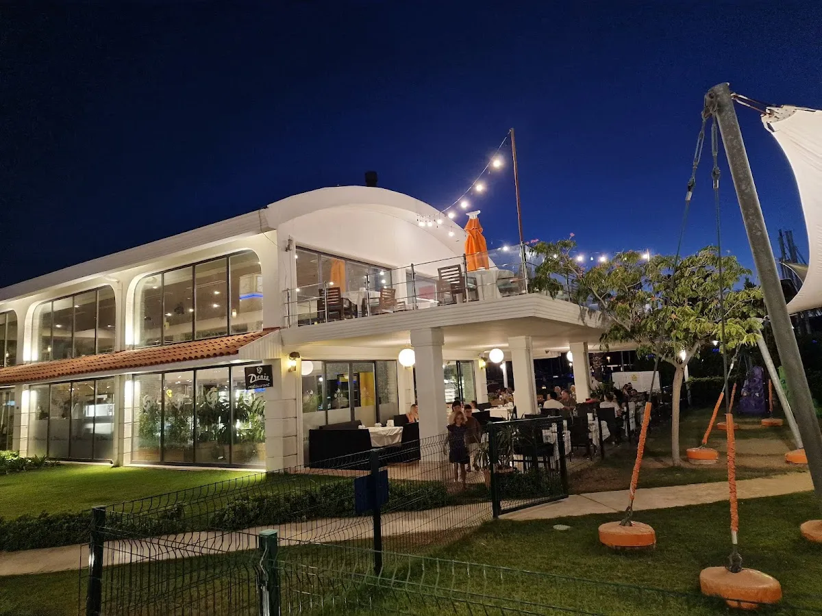 Deniz Restoran - Restaurants Sığacık Mh 5