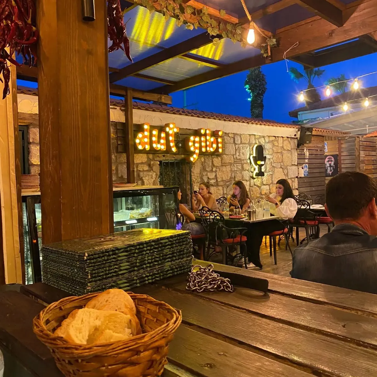 Dut Gibi - Restaurants Dut Gibi - Restaurants Sığacık 4