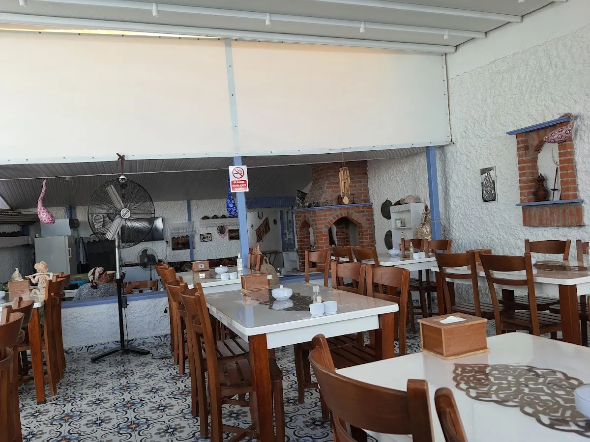 İnci Hanım Gözleme Evi - Restaurants Sığacık 5