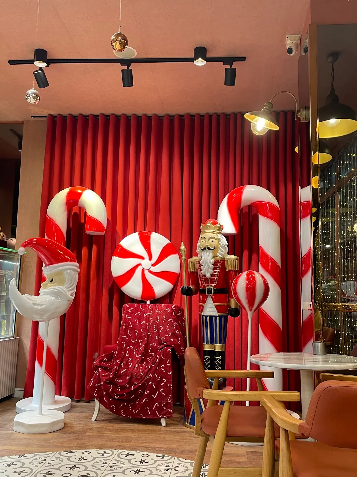 Irmak Cafe & Patisserie - 