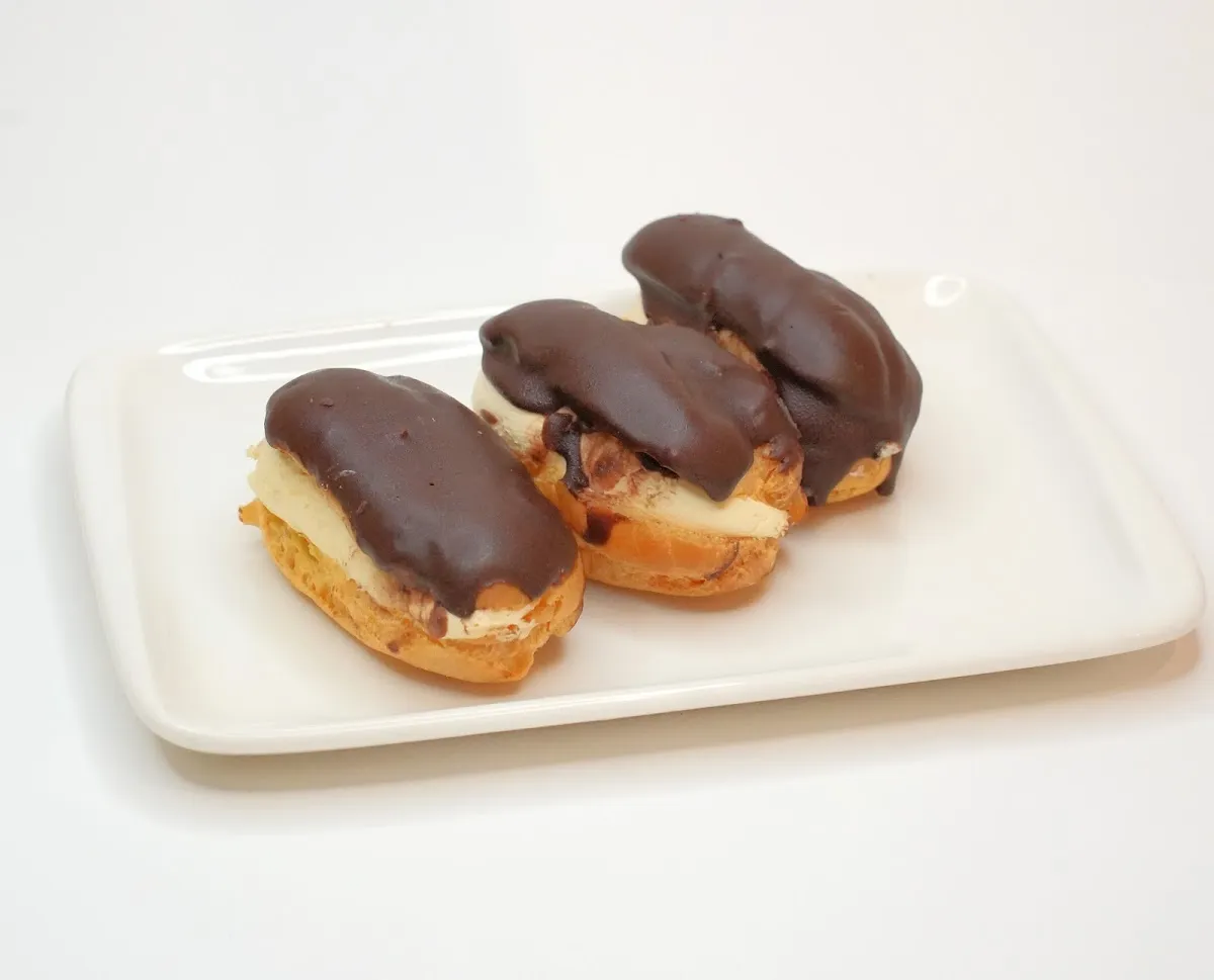 Irmak Cafe & Patisserie - Cafes Camikebir 3