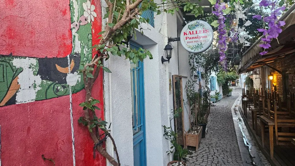 KALLEİS PANSİYON - Hotels Sığacık 4