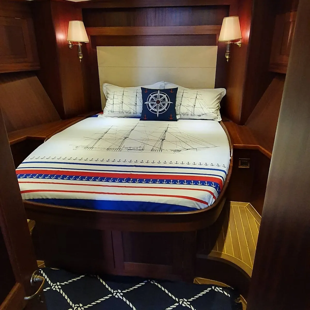 Konaklamalı Tekne Turu Kaptan Çelikkol - Boat Tours Balıkçı Barınağı 3