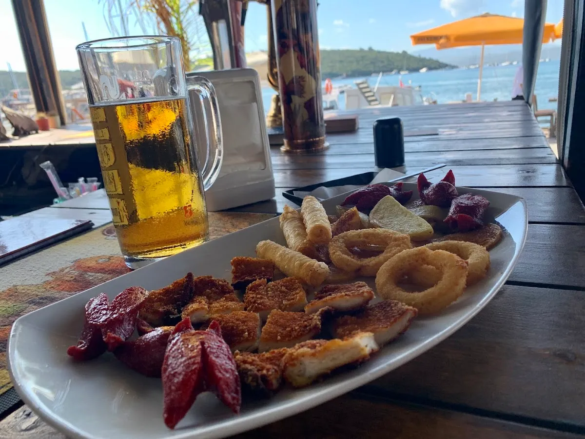 Lucid - Entertainment Lucid - Entertainment Sığacık 2