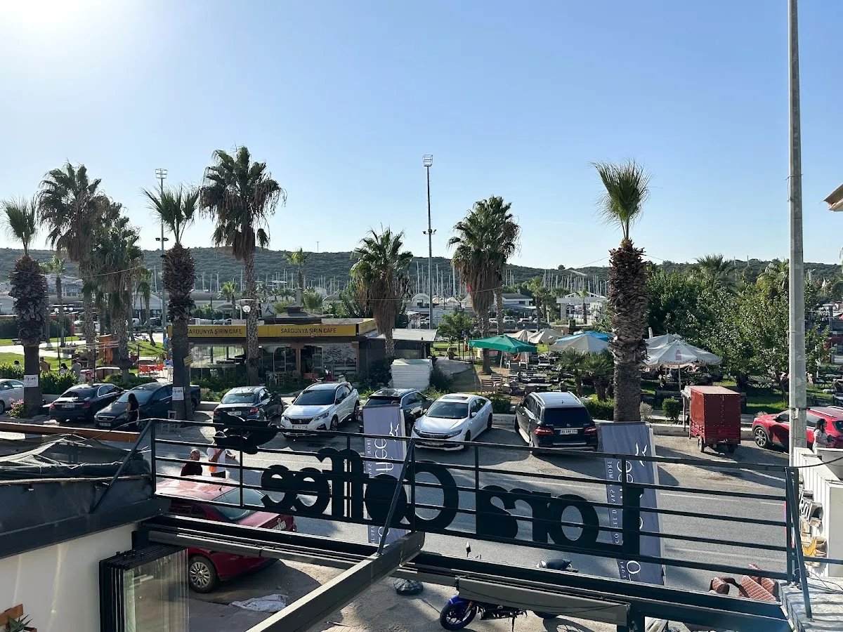 Marina Lora Pansiyon Sığacık - 