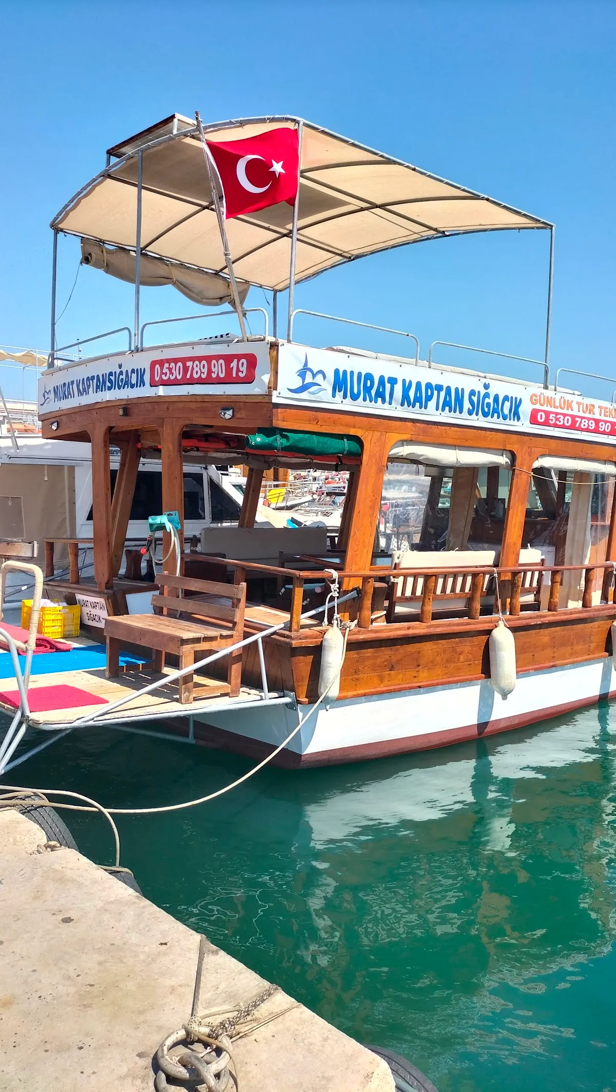 Murat Kaptan gezi ve balık avı turları - Boat Tours Sığacık 4