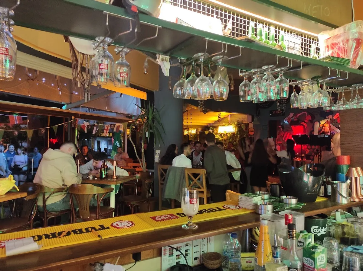 Passage Pub - Entertainment Passage Pub - Entertainment Sığacık 3