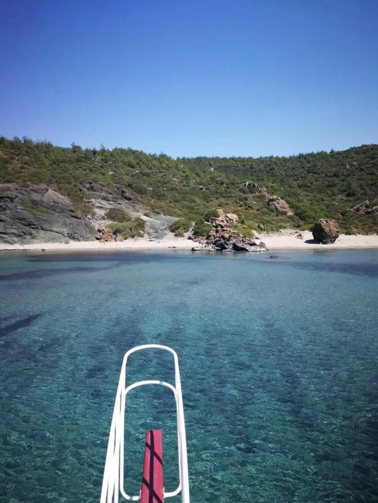 PIRLANTA GEZİ TEKNESİ | SEFERİHİSAR TEKNE TURU | SIĞACIK TEKNE TURU | İZMİR TEKNE TURU - Boat Tours Balıkcı Barınağı 5