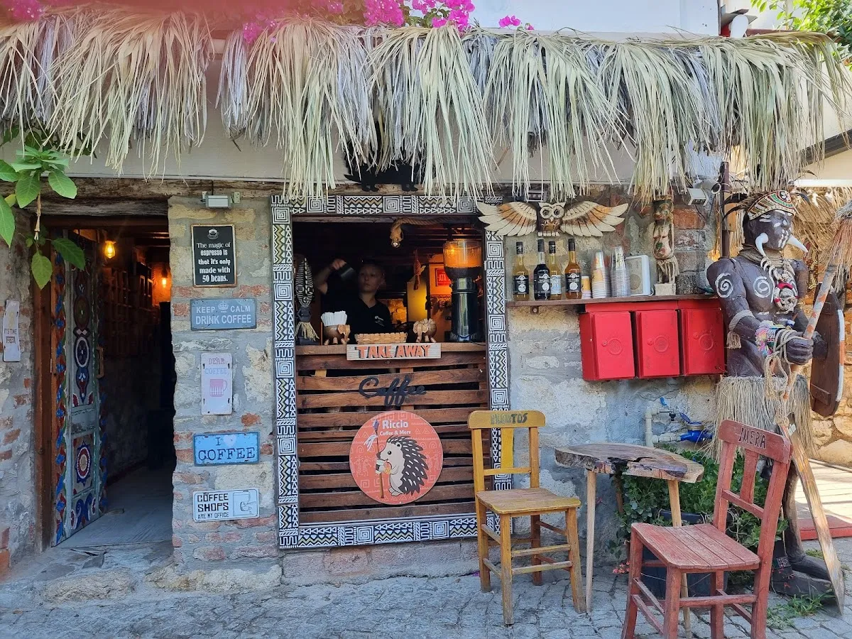 Riccio Coffee & More - Cafes Sığacık 5