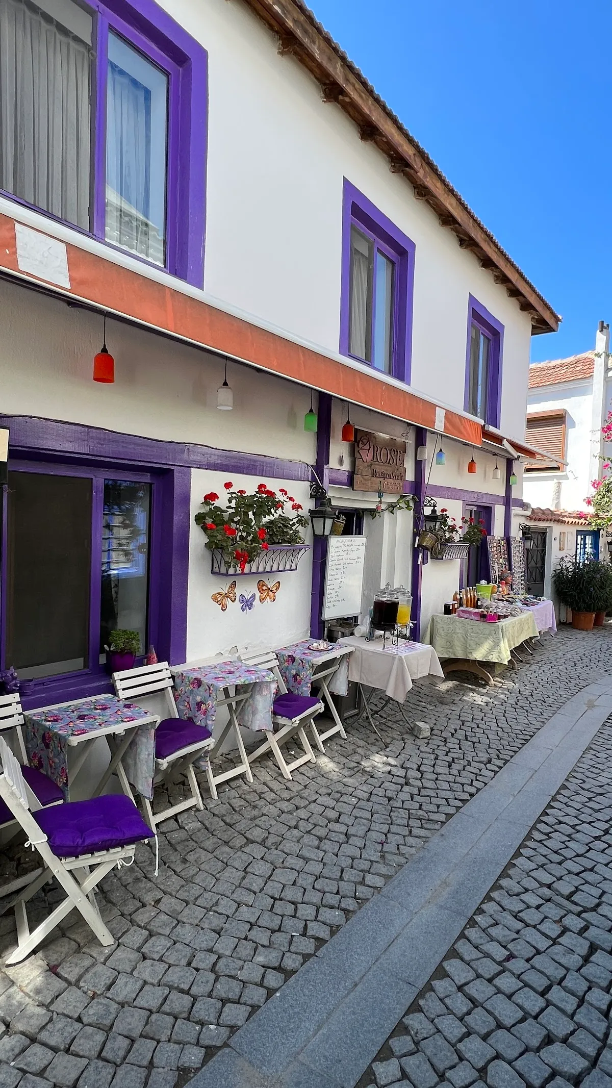 Rose Pansiyon Cafe - Hotels 130 Sokak No 17 Kaleiçi Sığacık 3