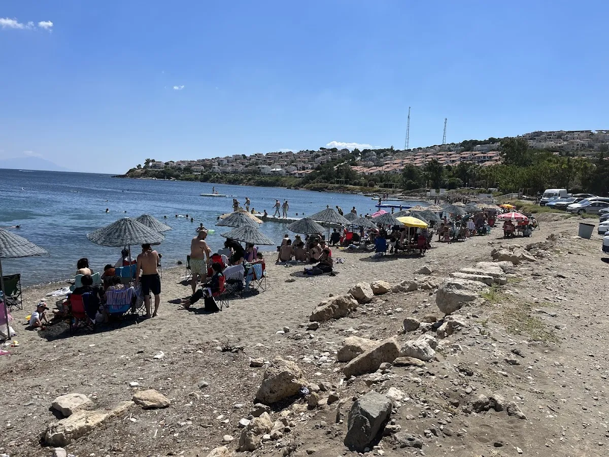 Sığacık Eski İskele Plajı (Çadır Kamp Alanı) - Camping Sığacık Mahallesi Eski İskele Mevkii 2