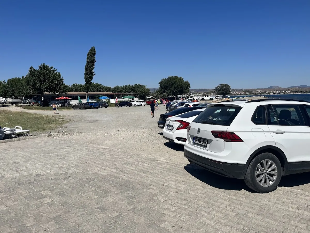 Sığacık Eski İskele Plajı (Çadır Kamp Alanı) - Camping Sığacık Mahallesi Eski İskele Mevkii 5