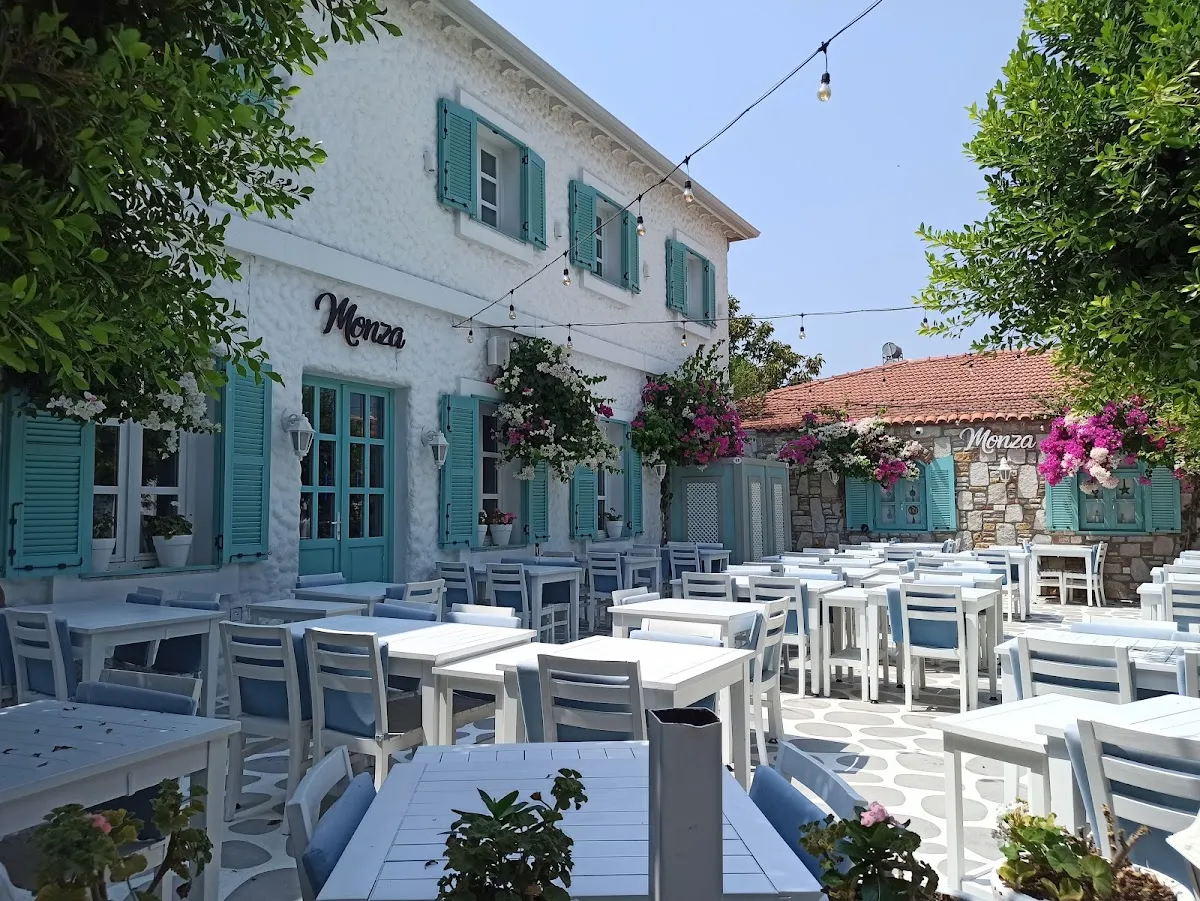 Sığacık Kalesi Sanat Sokağı - Places to Visit Sığacık 5