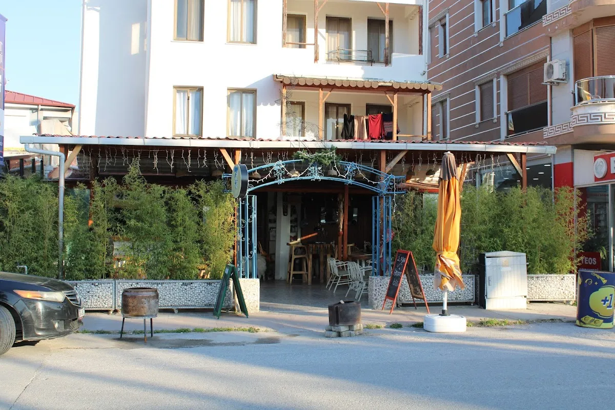 Sirene Social Coffee&Bar - Entertainment Sığacık 5