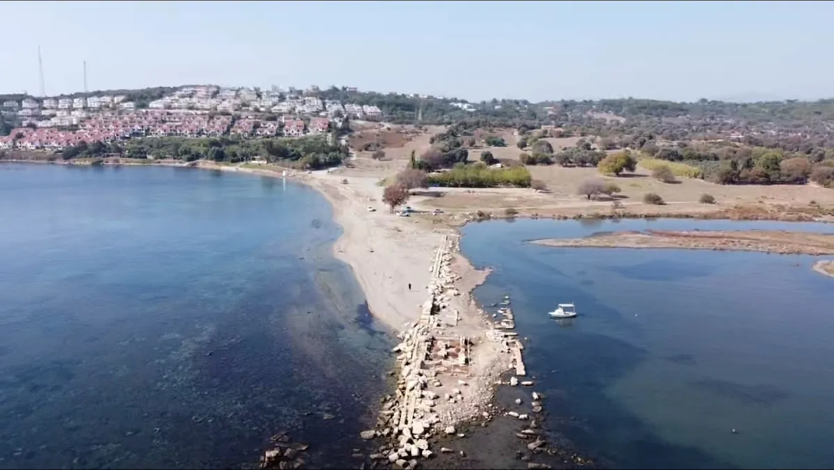 Teos Antik Kenti Güney Limanı - Places to Visit Sığacık 2