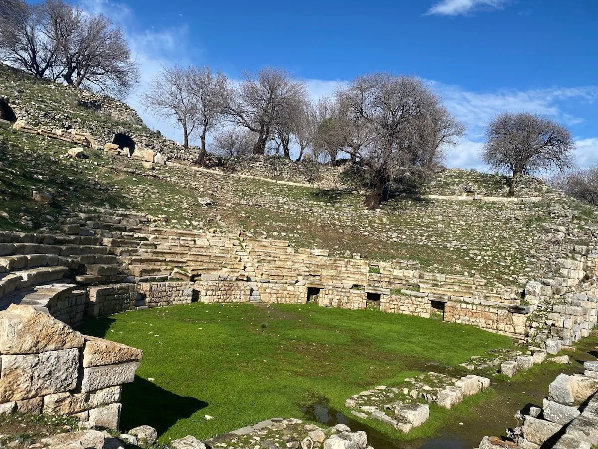 Teos Antik Tiyatro - 