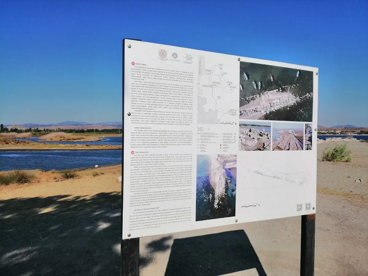 Teos Antik Tiyatro - Places to Visit Sığacık 4