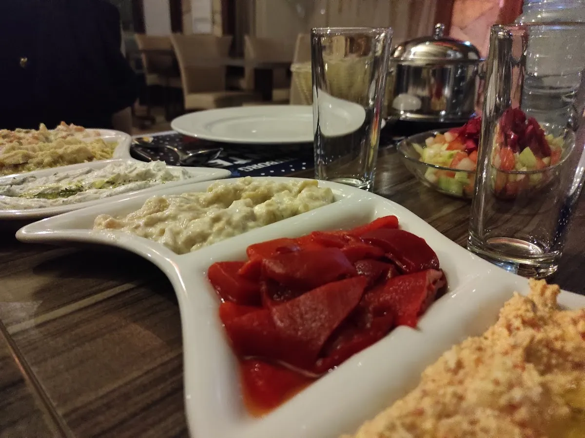 Teos Park Cafe Restoran - Cafes Sığacık 2