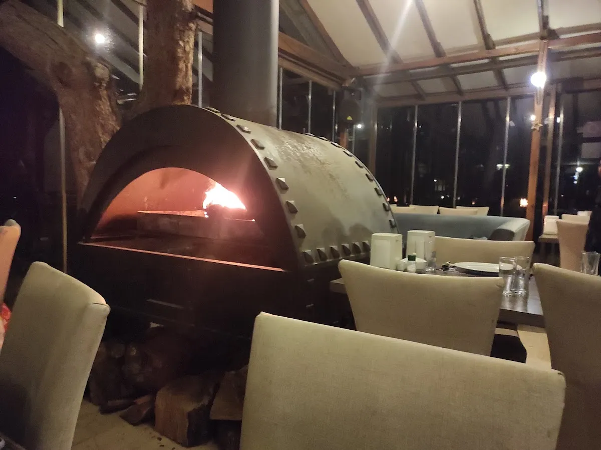 Teos Park Cafe Restoran - Cafes Sığacık 5