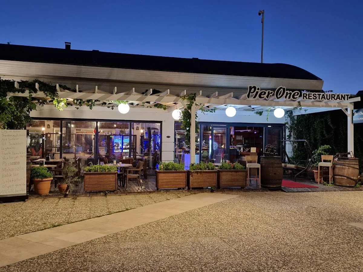 Teos Pier 1 - Restaurants Sığacık 3