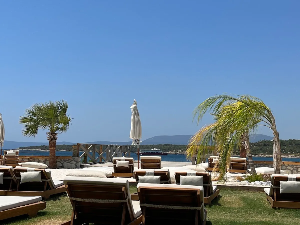 Tüccar Beach Club - 