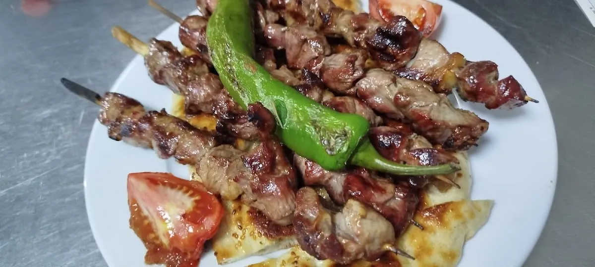 Yörük Efe Kasap & Restaurant - Restaurants Sığacık Mahallesi Eski Sığacık Yolu Caddesi 3