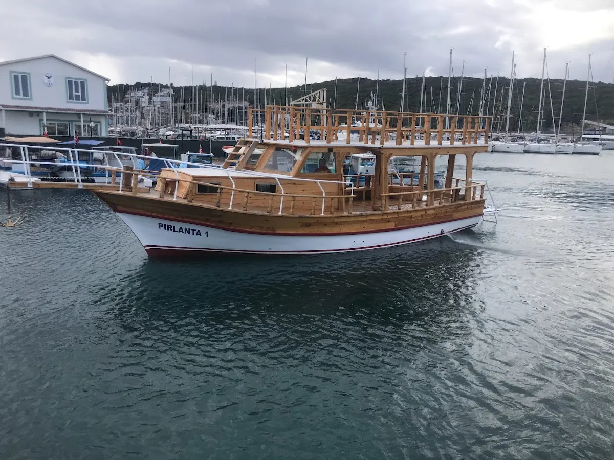 Zinos gezi teknesi - Boat Tours Sığacık 4